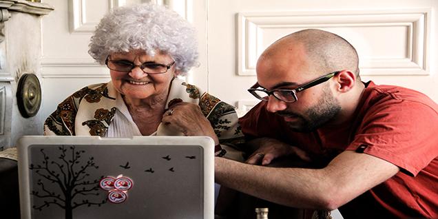 Cómo Vivir con una Persona Anciana