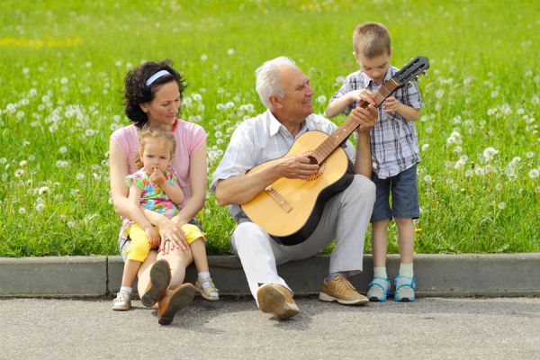 Cómo Vivir con una Persona Anciana