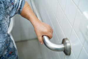 ayuda tecnica aseo personal
